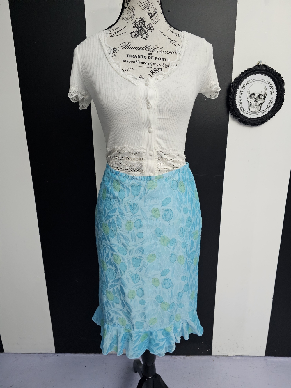 Vintage Blue Floral Midi Skirt with Ruffle Hem